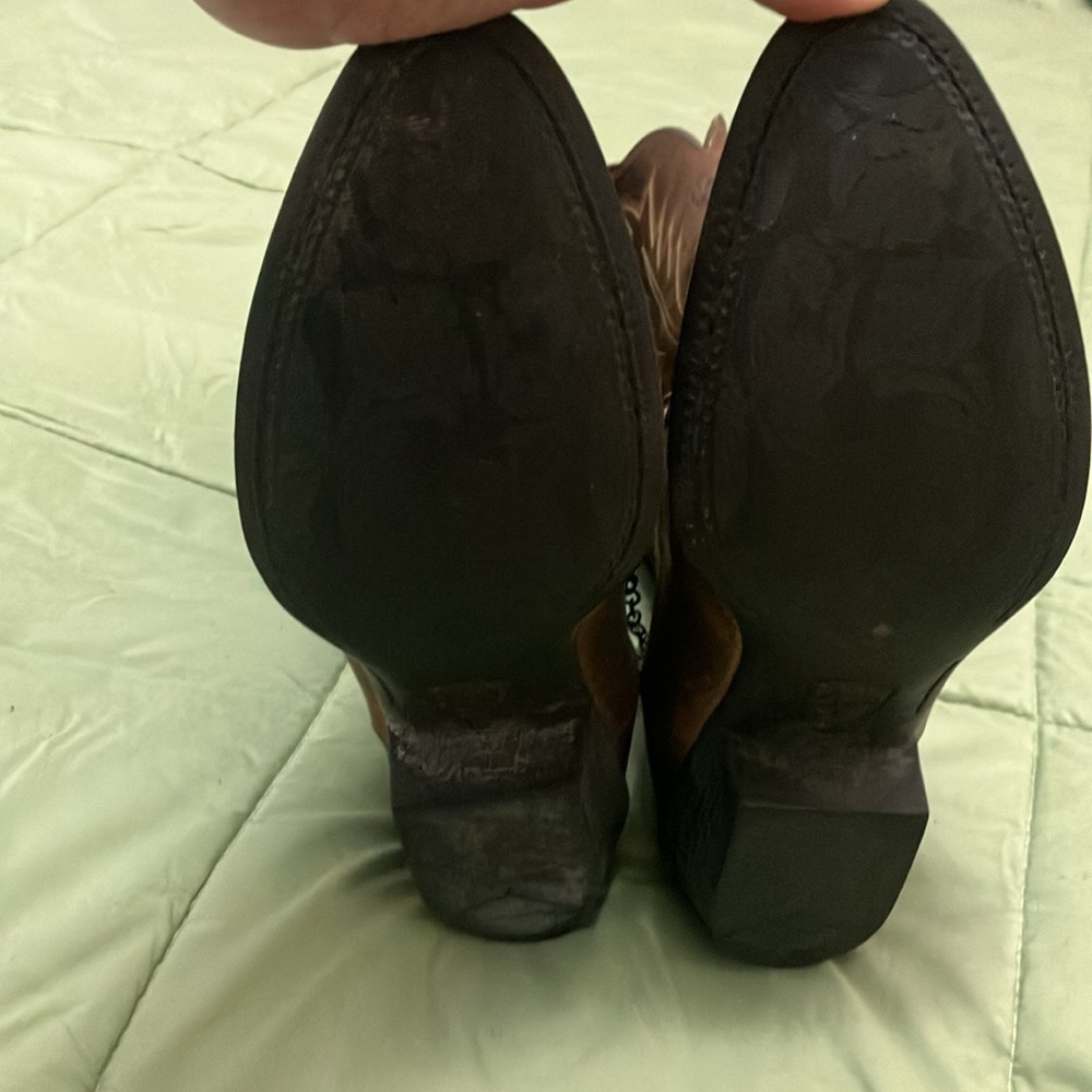 Ariat boots size 9.5 - Picture 3 of 4